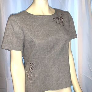 Vintage boss lady gray embroidered boxy top. 8P